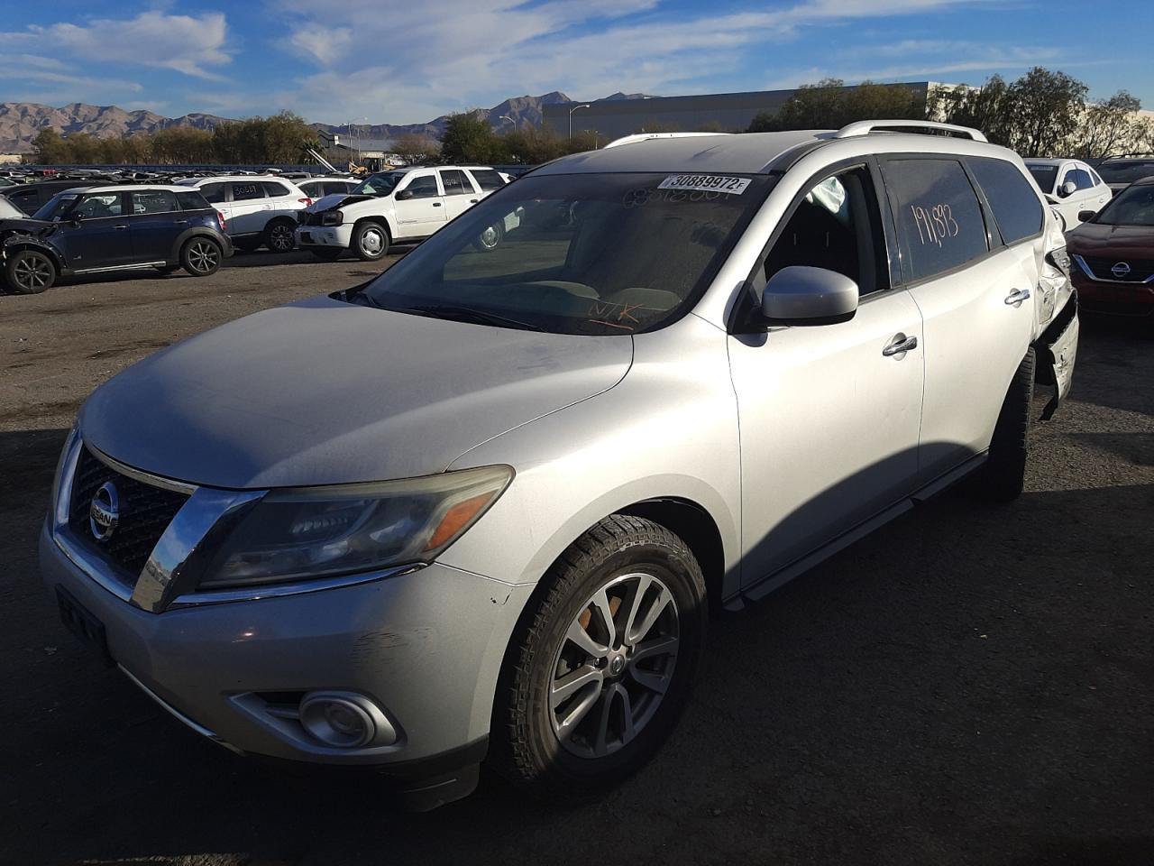 Photo 2 from auction – 2014 NISSAN PATHFINDER with VIN 5N1AR2MM9EC650675