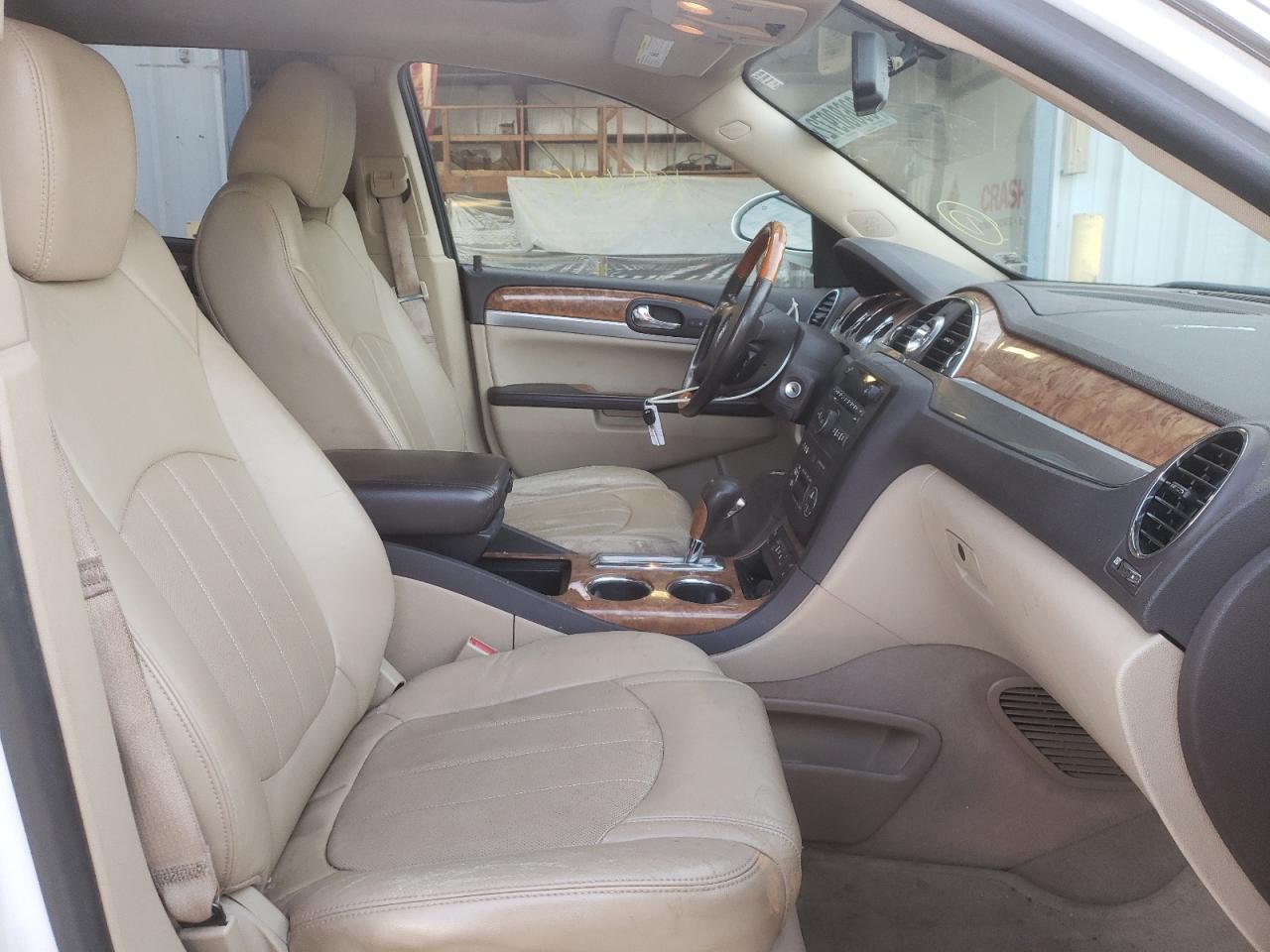 Photo 5 from auction – 2011 BUICK ENCLAVE CX with VIN 5GAKVBED2BJ358880