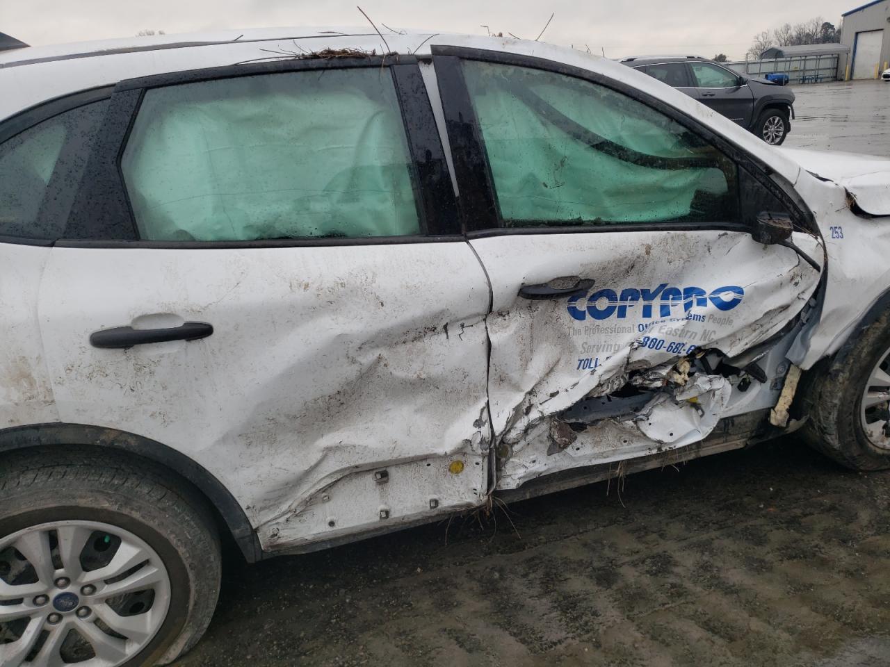 Photo 9 from auction – 2020 FORD ESCAPE S with VIN 1FMCU0F64LUA46453