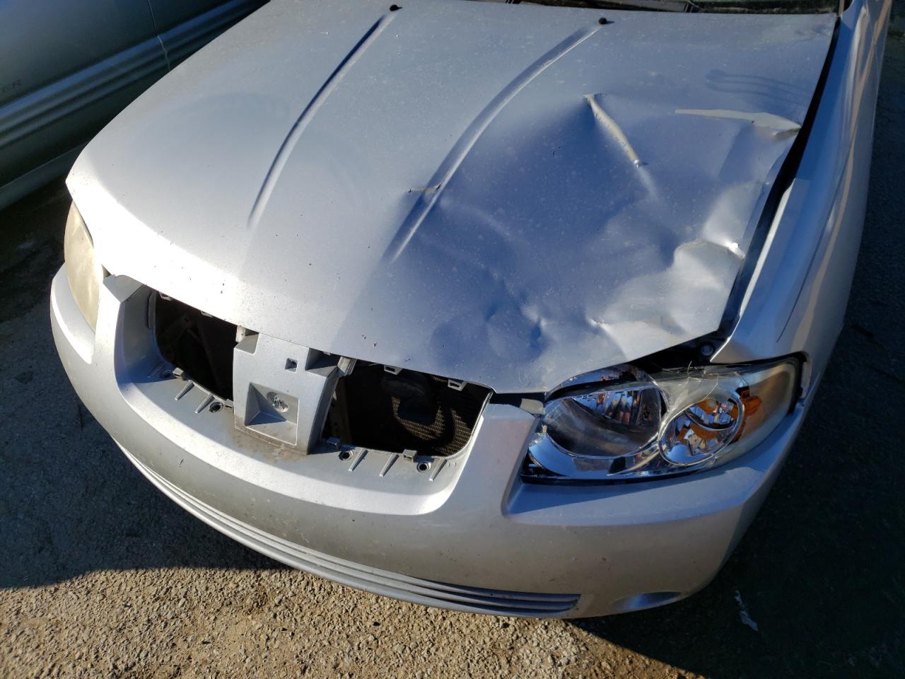 Photo 9 from auction – 2004 NISSAN SENTRA 1.8 with VIN 3N1CB51D44L879293