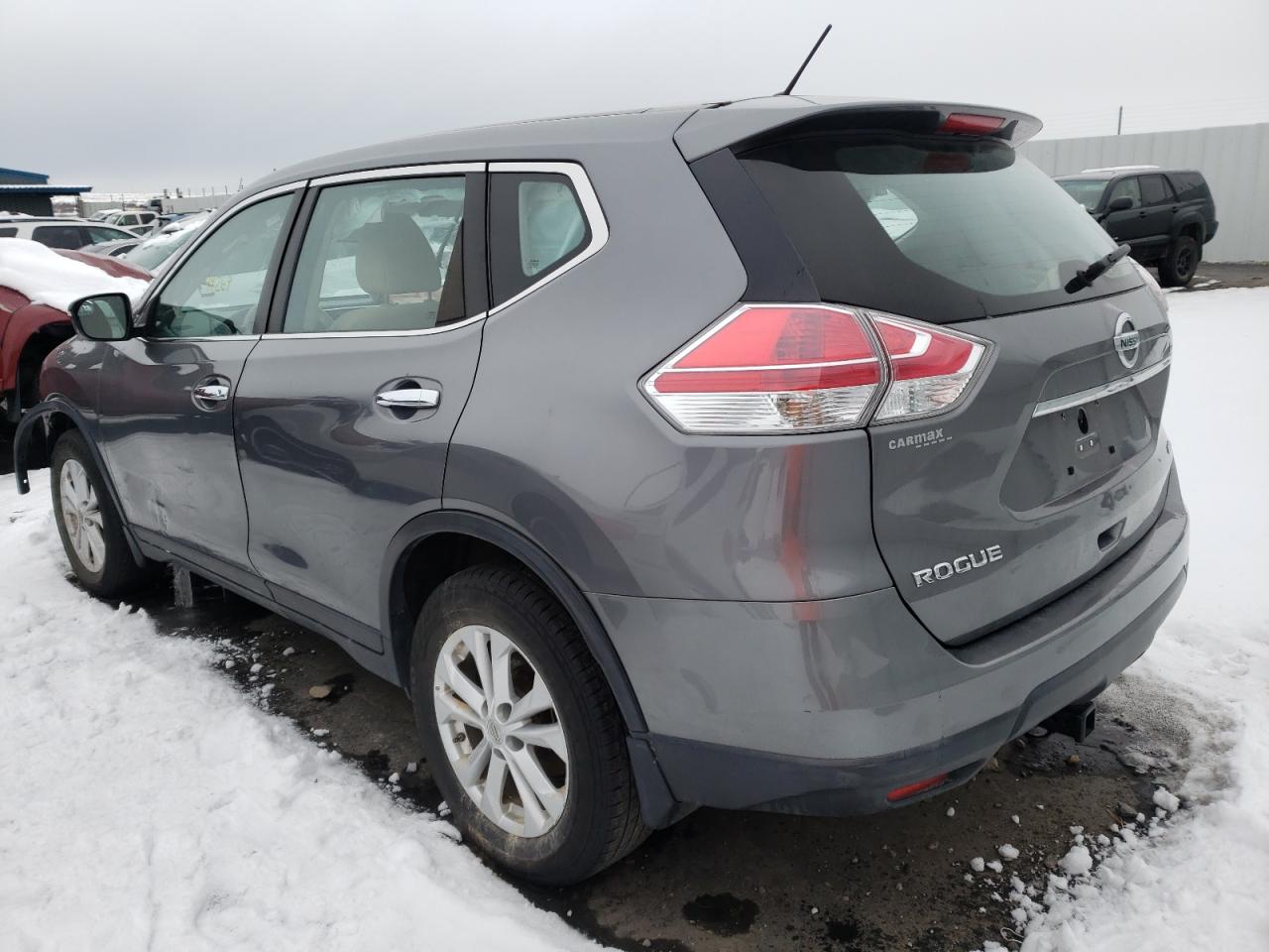 Photo 3 from auction – 2015 NISSAN ROGUE S with VIN KNMAT2MVXFP512152