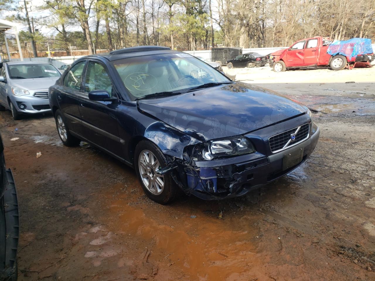 VOLVO S60 2004 with VIN YV1RS61T842375801 - Photo from auction