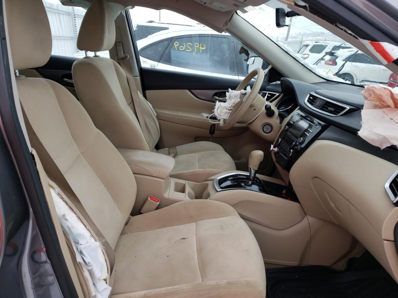 Photo 5 from auction – 2015 NISSAN ROGUE S with VIN KNMAT2MVXFP512152