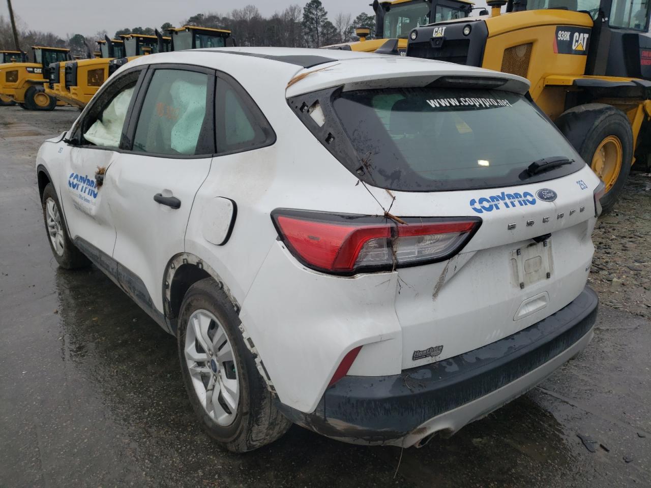 Photo 3 from auction – 2020 FORD ESCAPE S with VIN 1FMCU0F64LUA46453