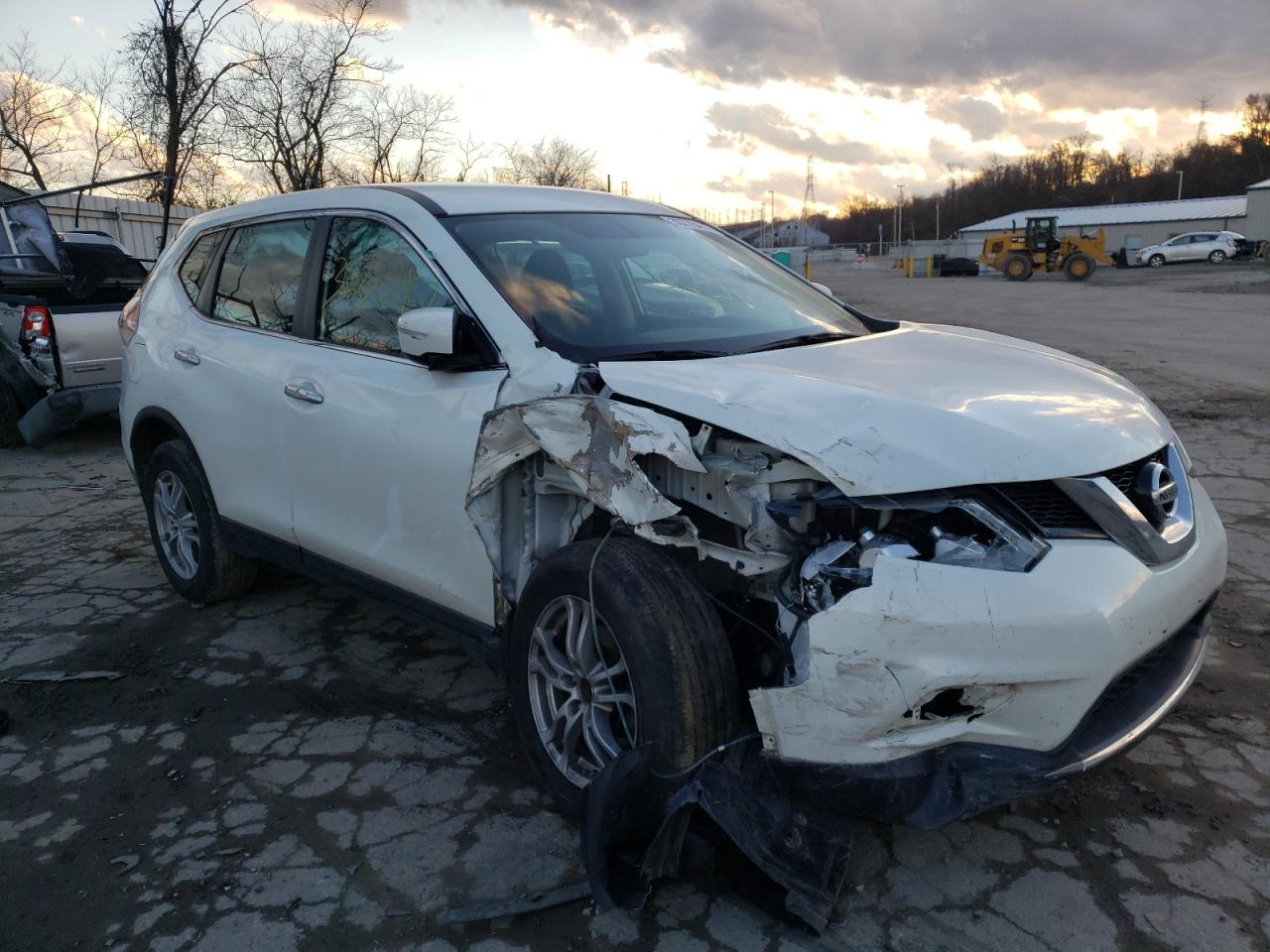 Photo 1 from auction – 2014 NISSAN ROGUE S with VIN 5N1AT2MV5EC868364