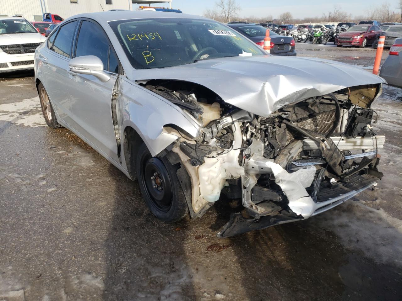 FORD FUSION SE 2014 with VIN 3FA6P0HD3ER121454 - Photo from auction