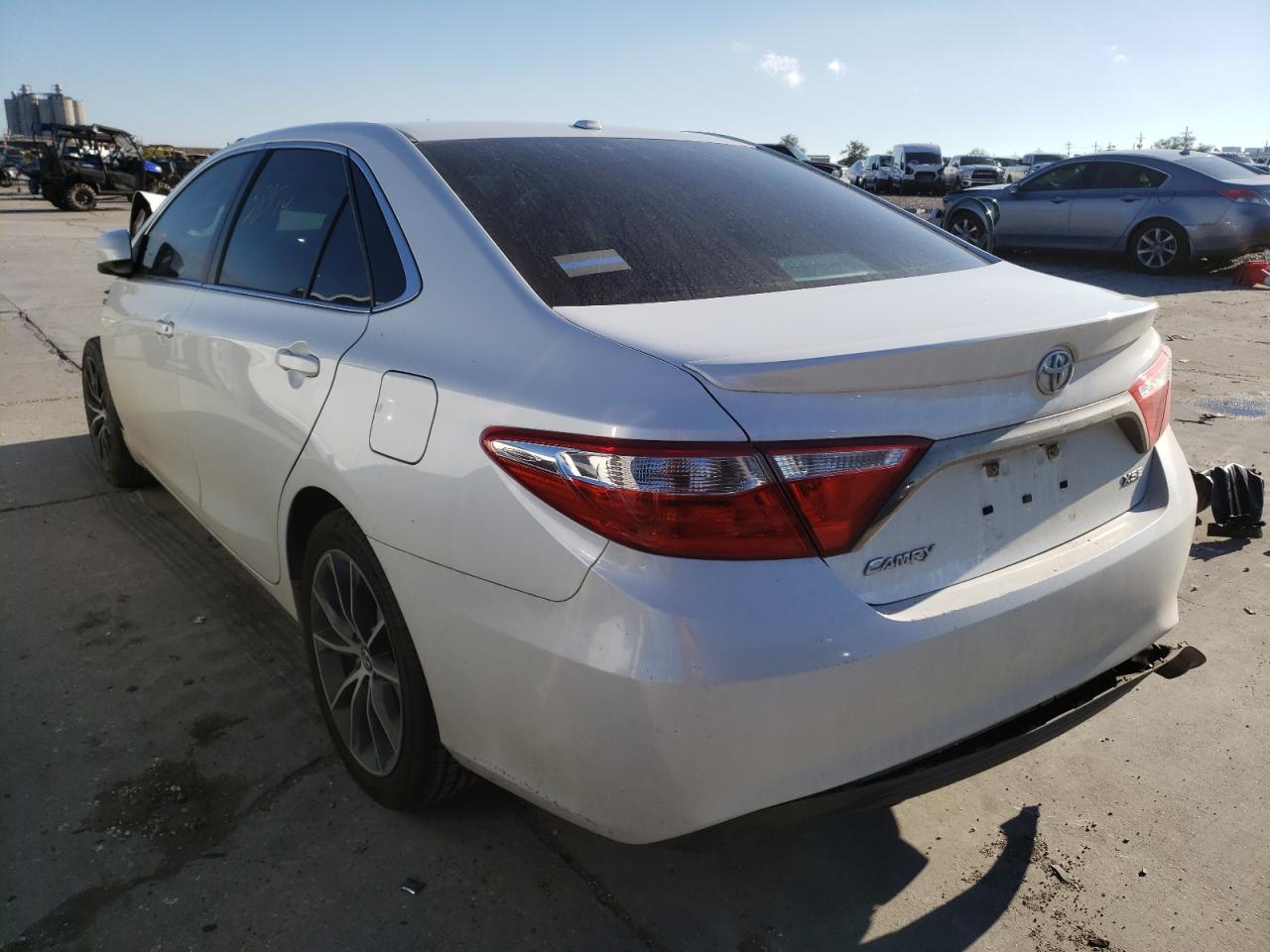 Photo 3 from auction – 2017 TOYOTA CAMRY LE with VIN 4T1BF1FK1HU338271