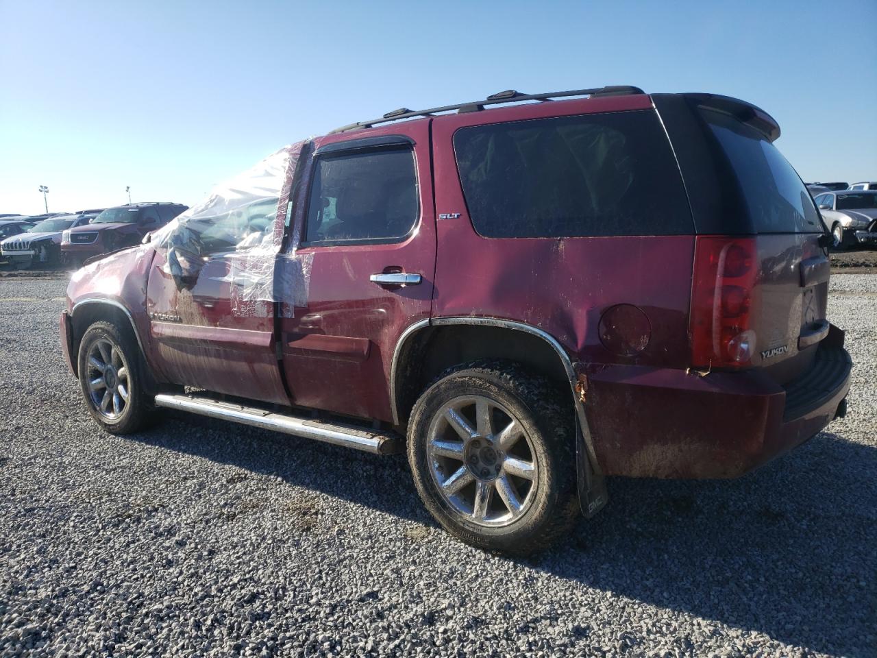 Photo 3 from auction – 2007 GMC YUKON with VIN 1GKFK13037J154796