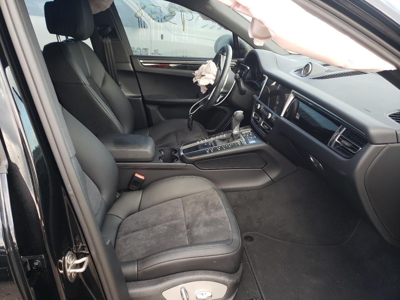 Photo 5 from auction – 2021 PORSCHE MACAN with VIN WP1AA2A55MLB04204