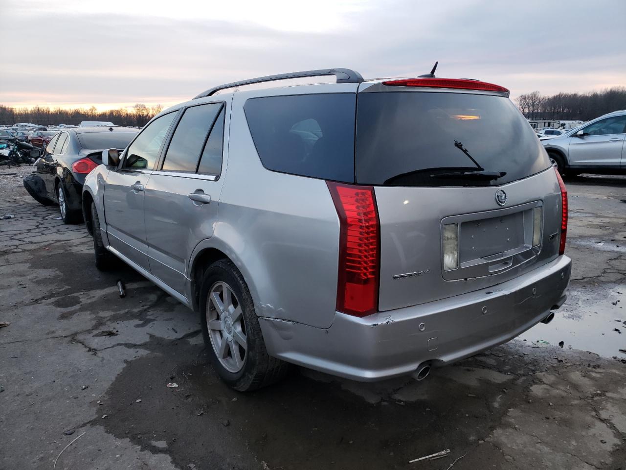 Photo 3 from auction – 2005 CADILLAC SRX with VIN 1GYEE63AX50134384
