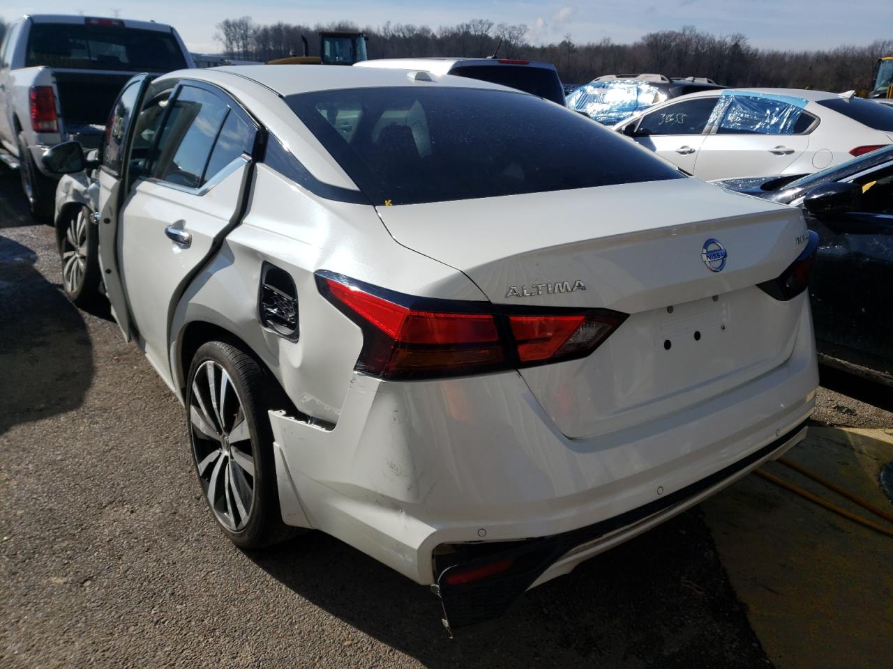Photo 3 from auction – 2020 NISSAN ALTIMA PLA with VIN 1N4BL4FV4LN300101