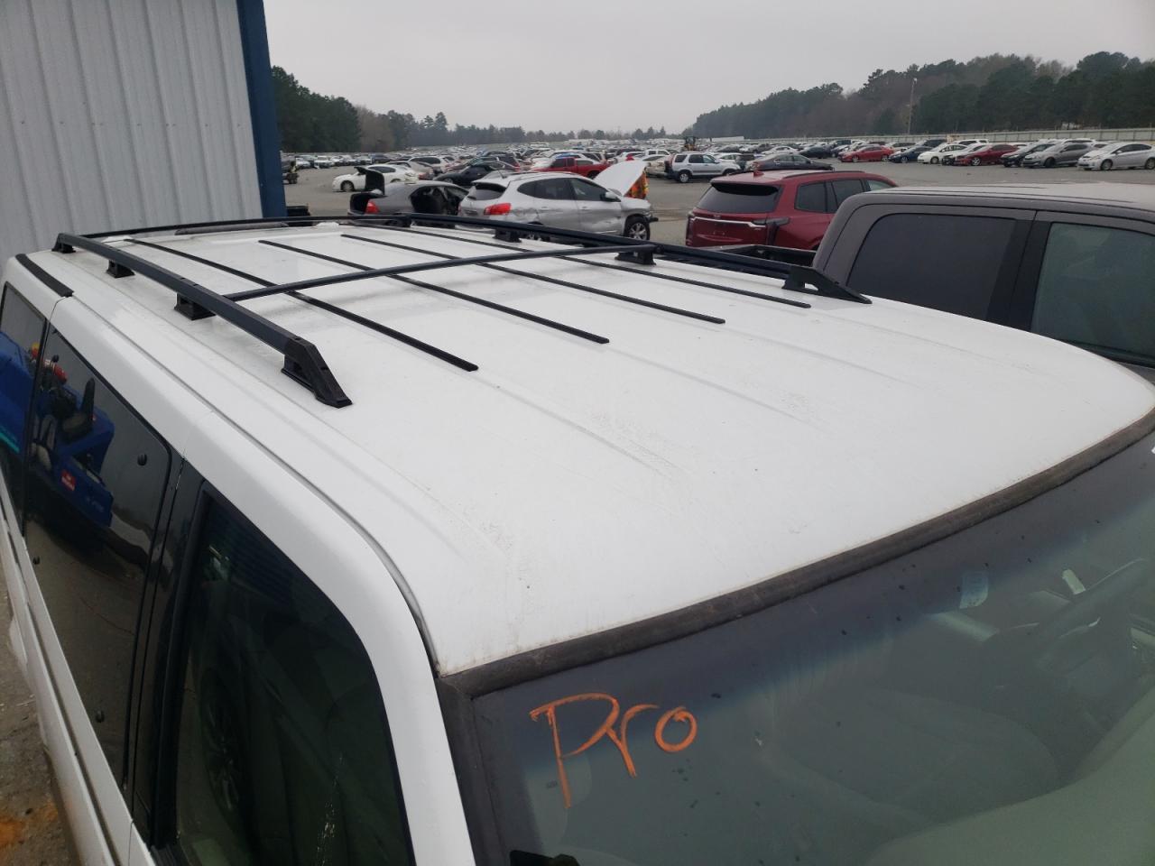 Photo 9 from auction – 2000 CHEVROLET ASTRO with VIN 1GNDM19W3YB134379
