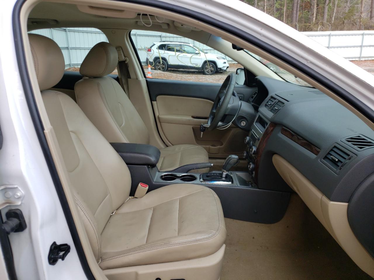 Photo 5 from auction – 2011 FORD FUSION SEL with VIN 3FAHP0JA4BR151857