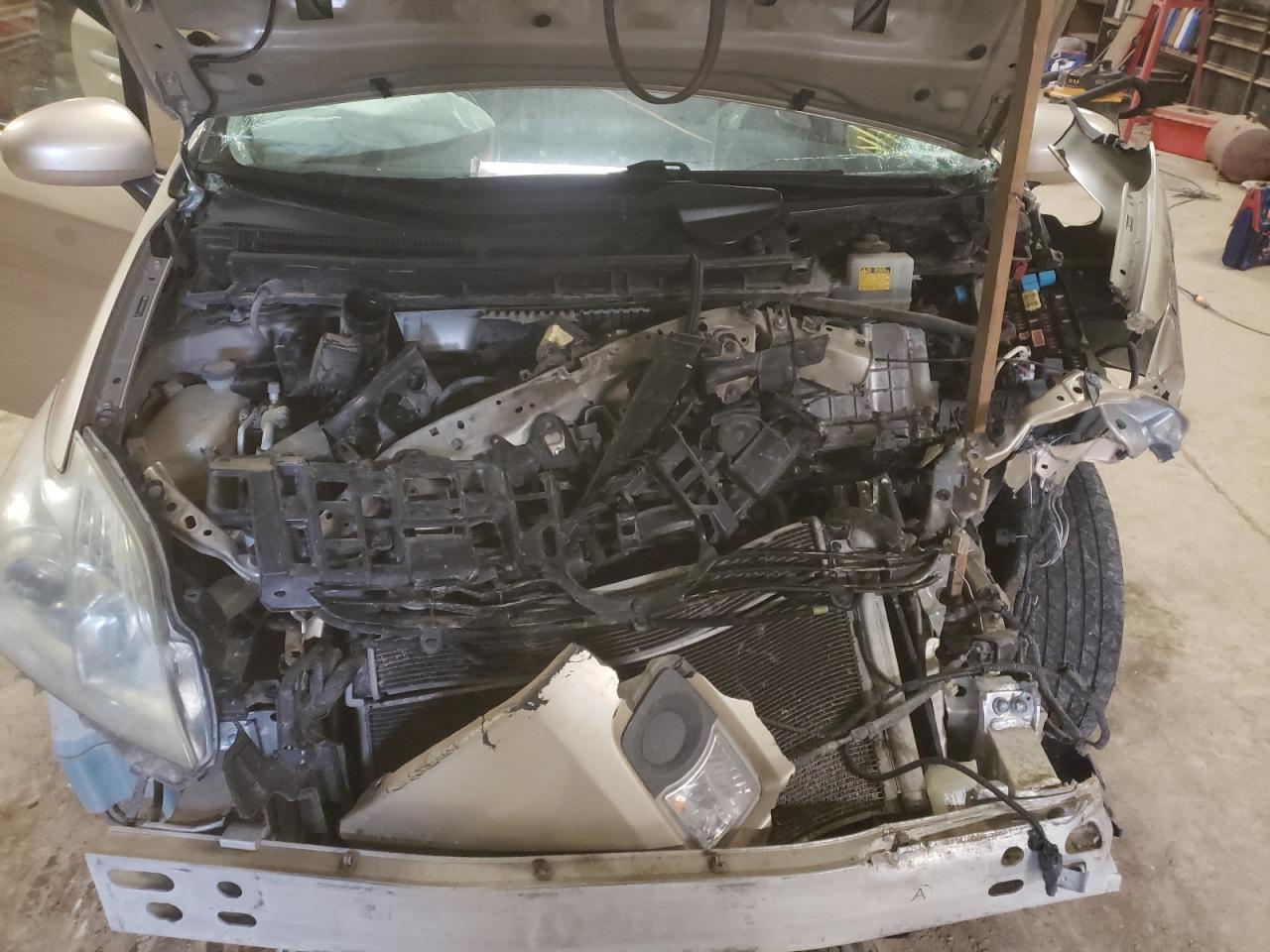 Photo 7 from auction – 2011 TOYOTA PRIUS with VIN JTDKN3DU0B0277162