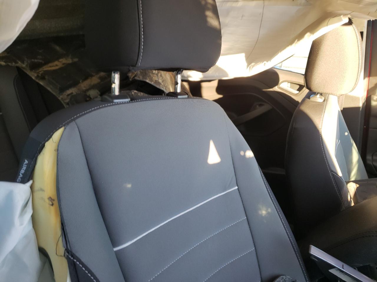 Photo 6 from auction – 2015 FORD ESCAPE SE with VIN 1FMCU9GX3FUC54534