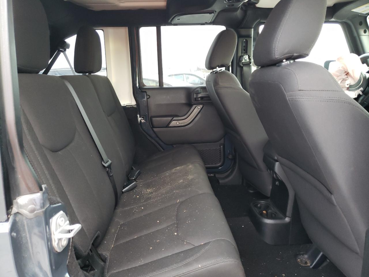 Photo 6 from auction – 2017 JEEP WRANGLER U with VIN 1C4BJWDG7HL551567