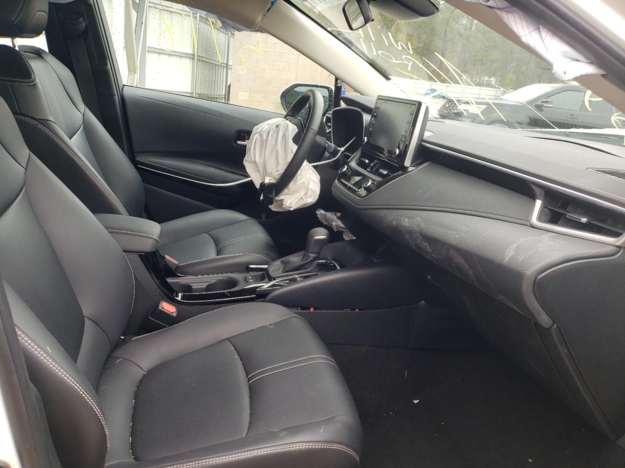 Photo 5 from auction – 2021 TOYOTA COROLLA XL with VIN 5YFFPMAE5MP264348