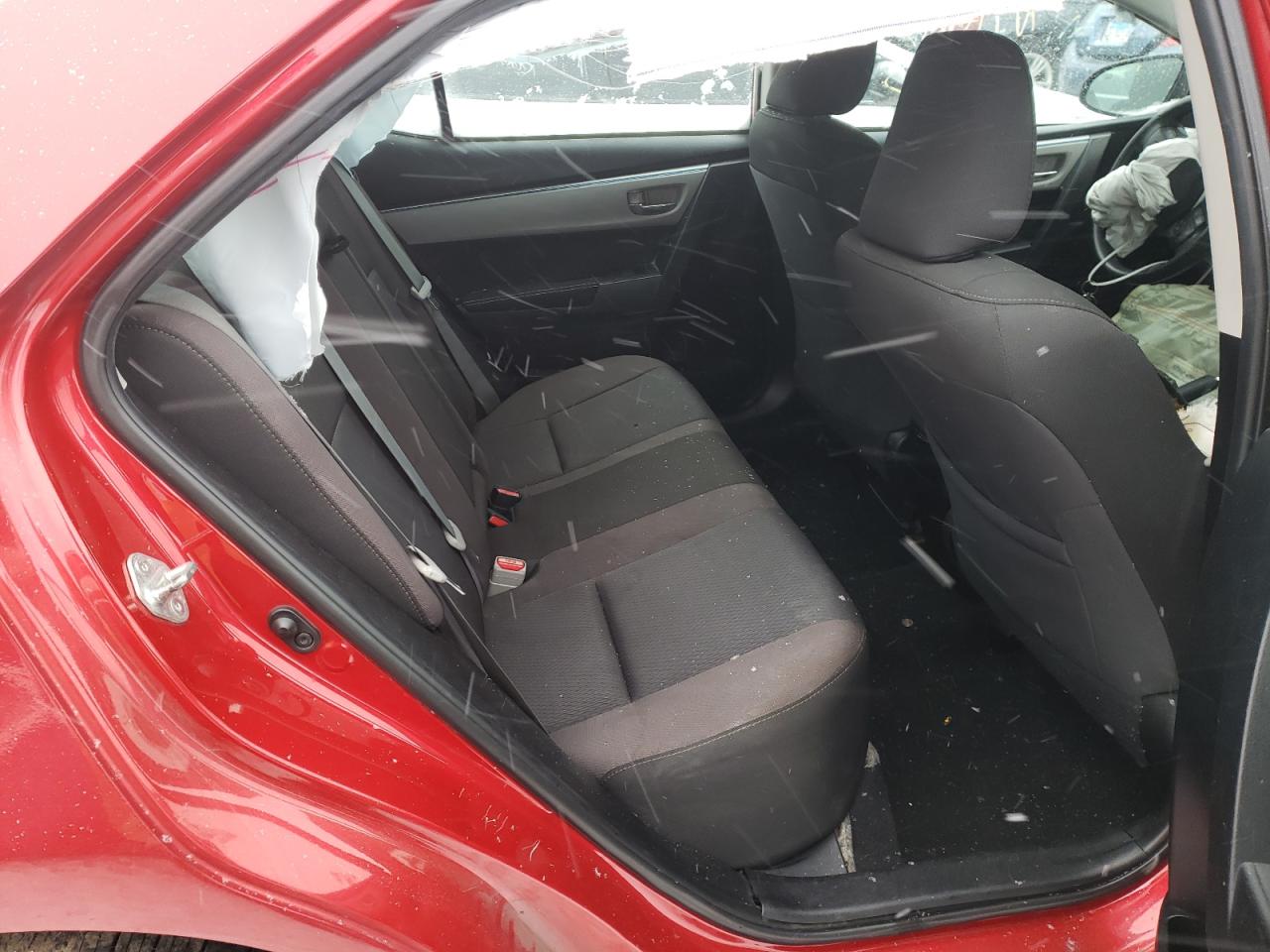 Photo 6 from auction – 2015 TOYOTA COROLLA L with VIN 5YFBURHE6FP283391