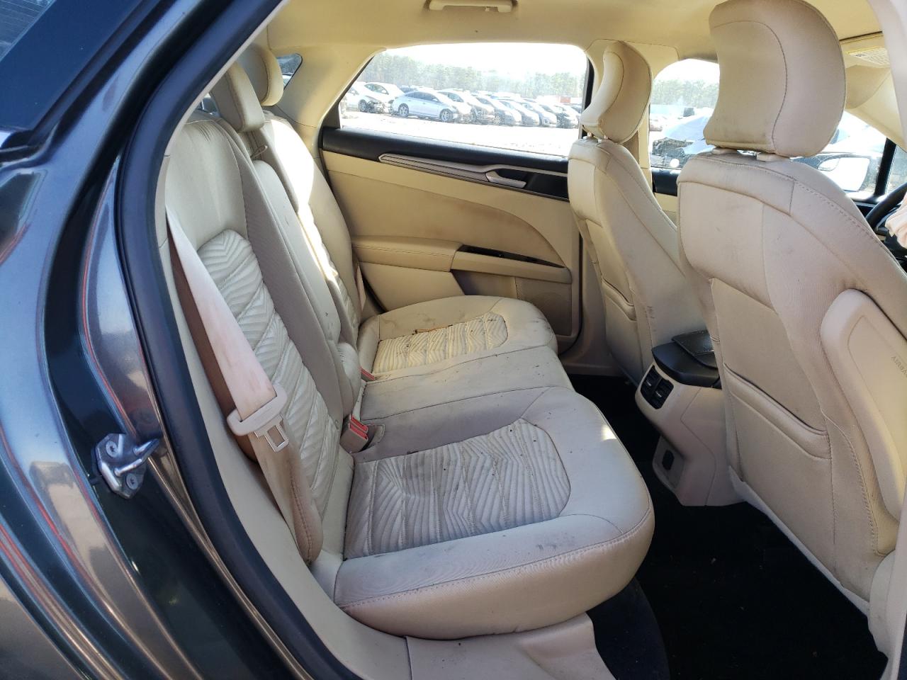 Photo 6 from auction – 2016 FORD FUSION SE with VIN 1FA6P0H78G5111809