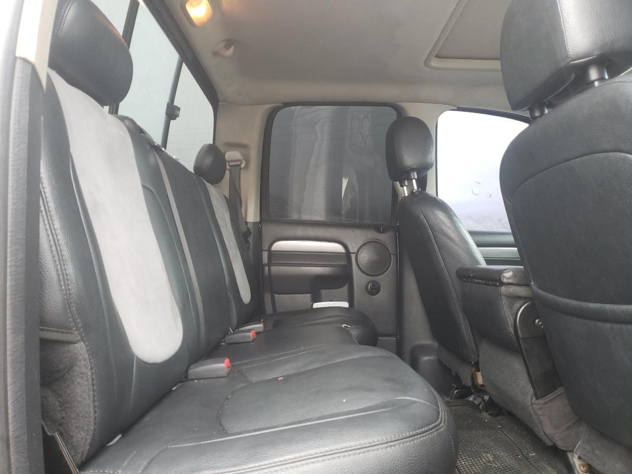 Photo 6 from auction – 2005 DODGE RAM 3500 S with VIN 3D7LS38C15G855662