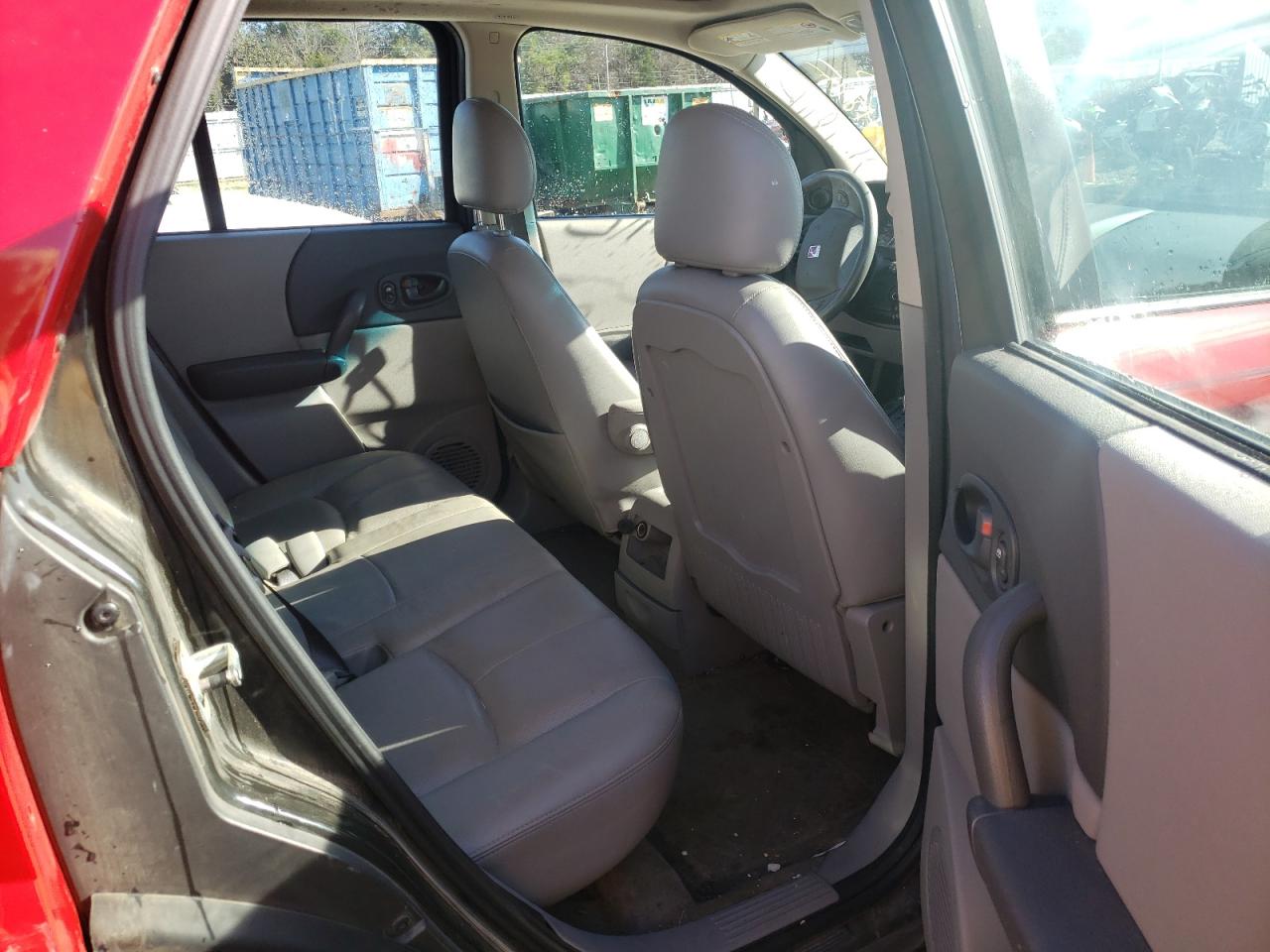 Photo 6 from auction – 2003 SATURN VUE with VIN 5GZCZ53B83S816135