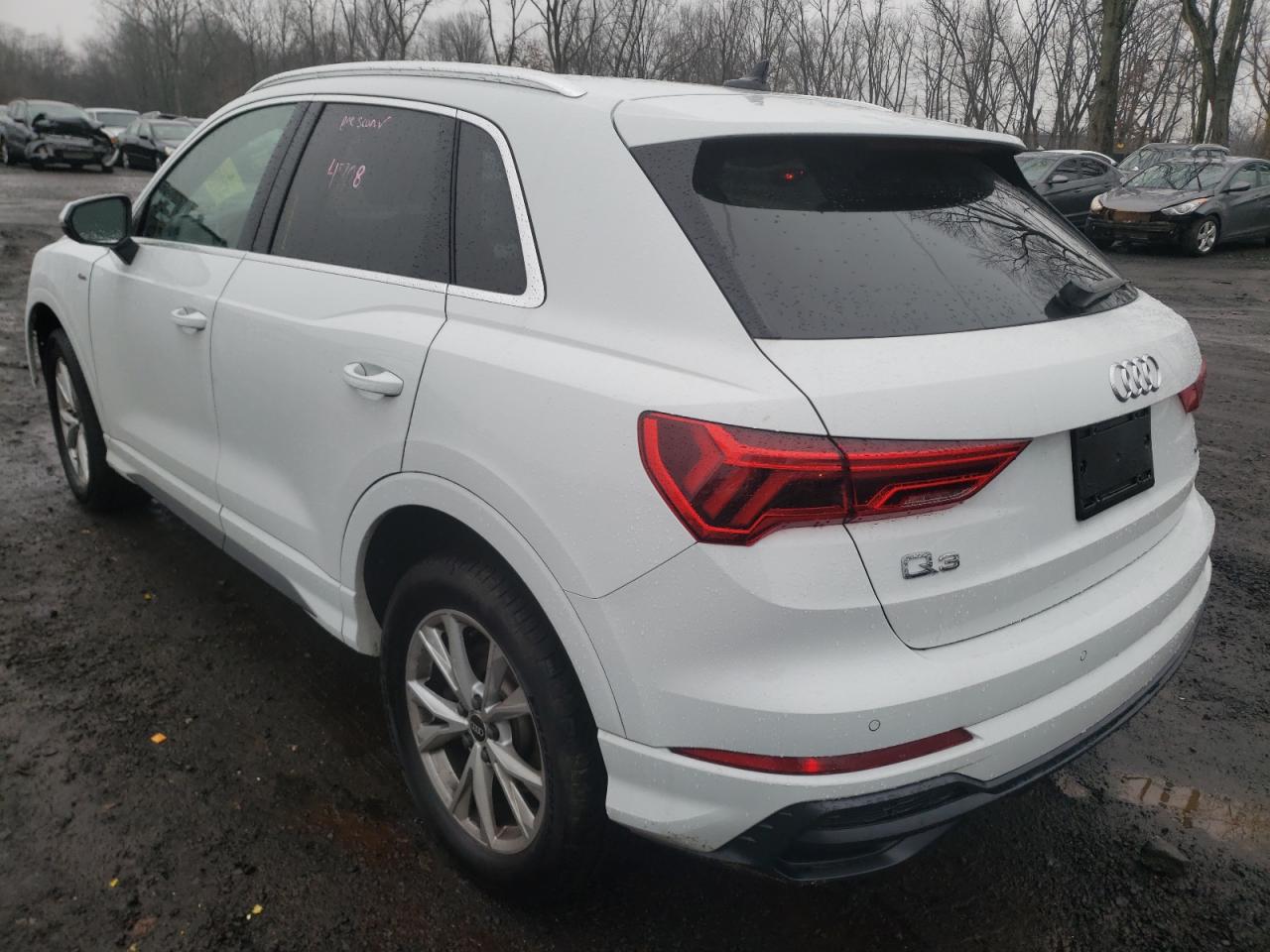 Photo 3 from auction – 2021 AUDI Q3 PREMIUM with VIN WA1DECF38M1018360