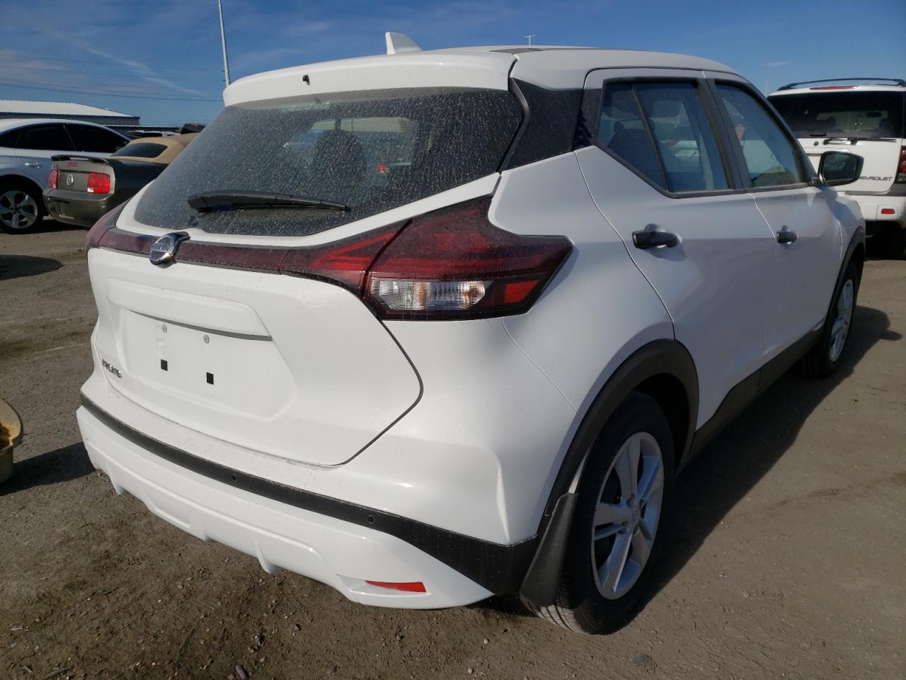 Photo 4 from auction – 2021 NISSAN KICKS S with VIN 3N1CP5BV3ML520719