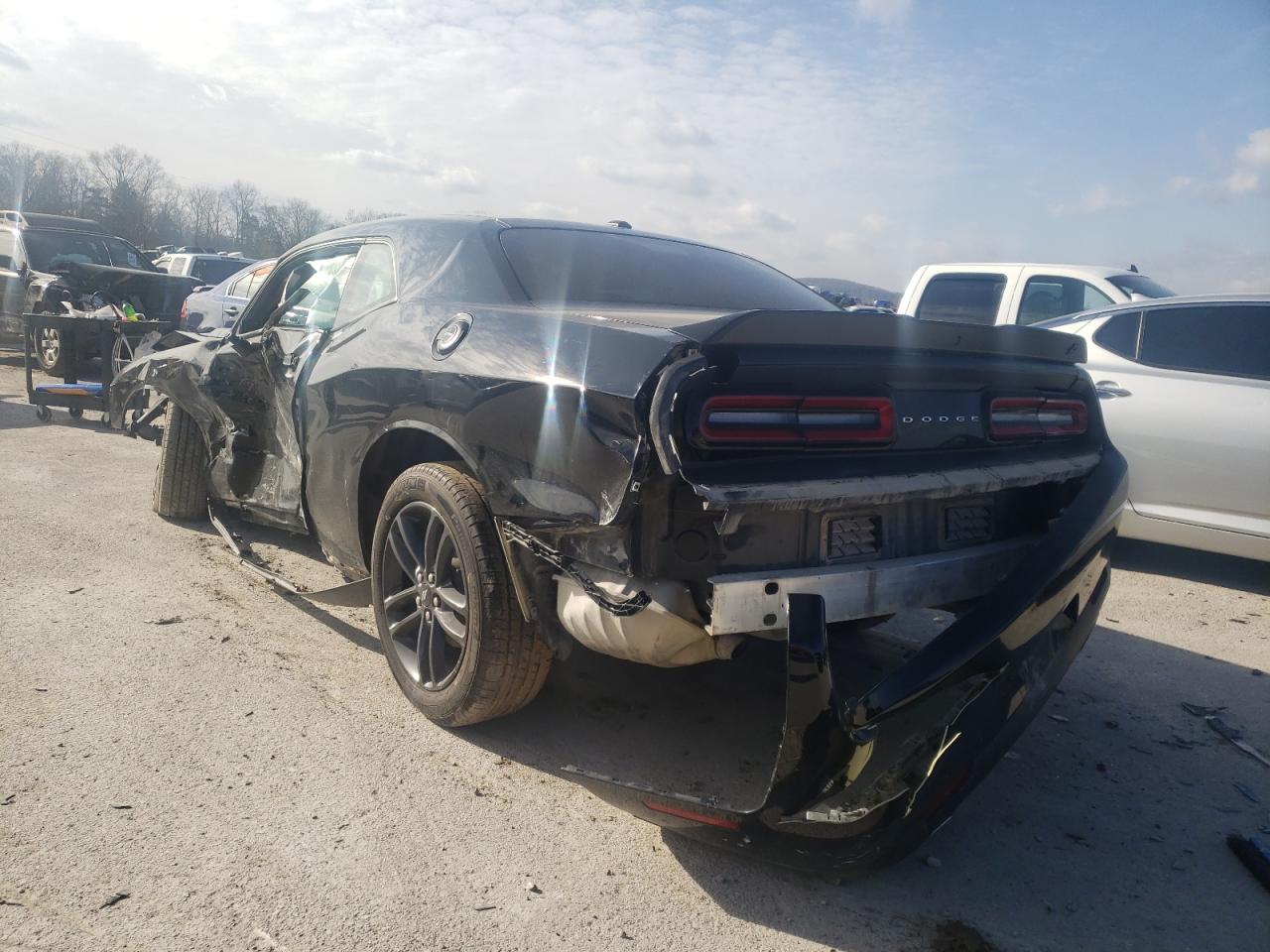 Photo 3 from auction – 2019 DODGE CHALLENGER with VIN 2C3CDZGGXKH663538
