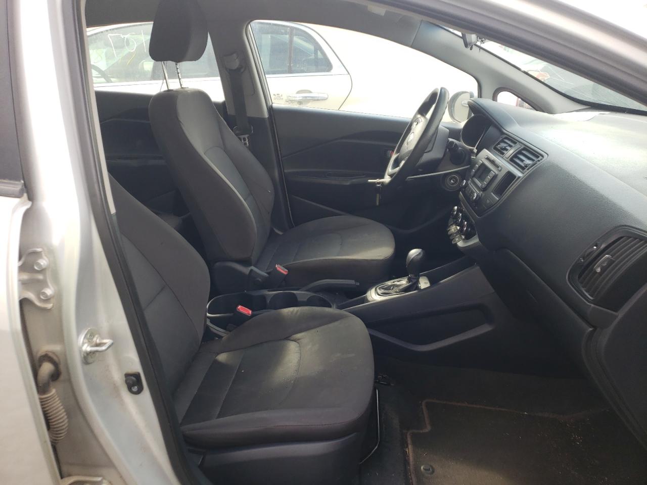 Photo 5 from auction – 2014 KIA RIO LX with VIN KNADM4A36E6379593