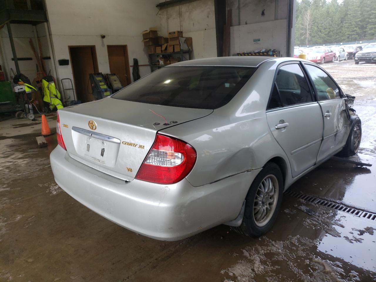 Photo 4 from auction – 2003 TOYOTA CAMRY LE with VIN JTDBF30K130119013