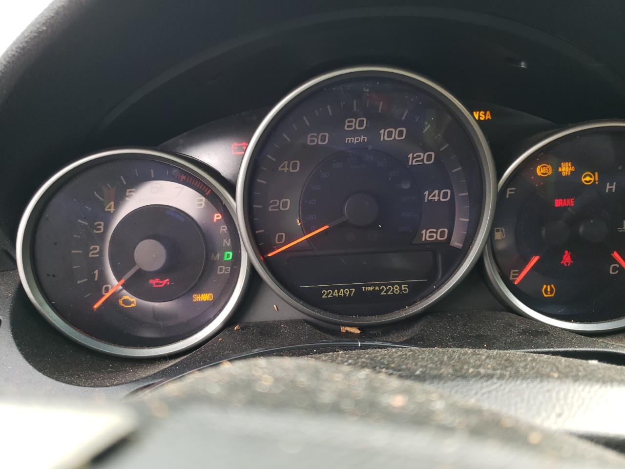 Photo 8 from auction – 2005 ACURA RL with VIN JH4KB16595C015368