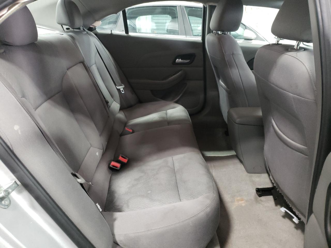 Photo 6 from auction – 2015 CHEVROLET MALIBU LS with VIN 1G11B5SL6FF140992