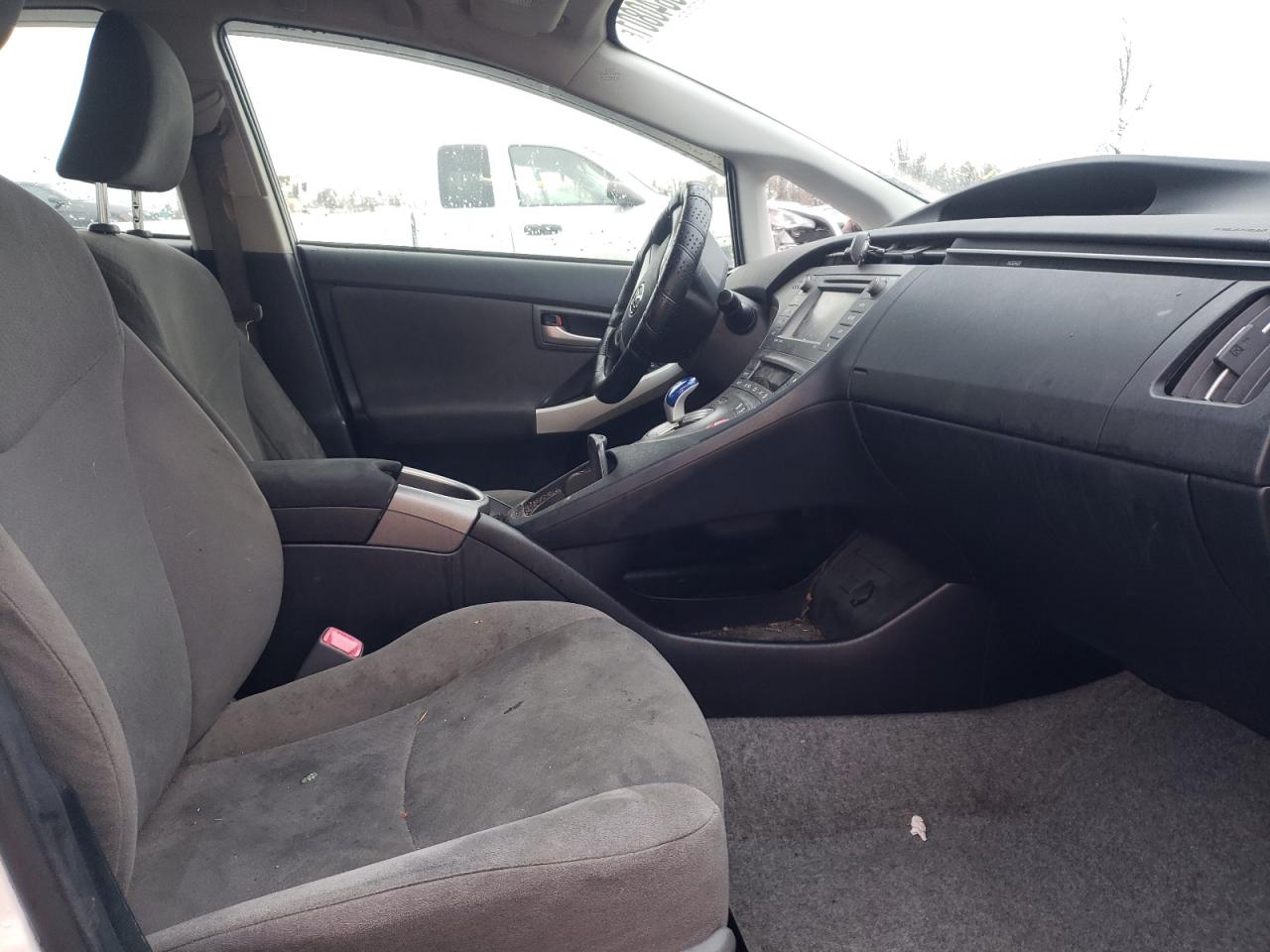 Photo 5 from auction – 2012 TOYOTA PRIUS with VIN JTDKN3DU6C5516525