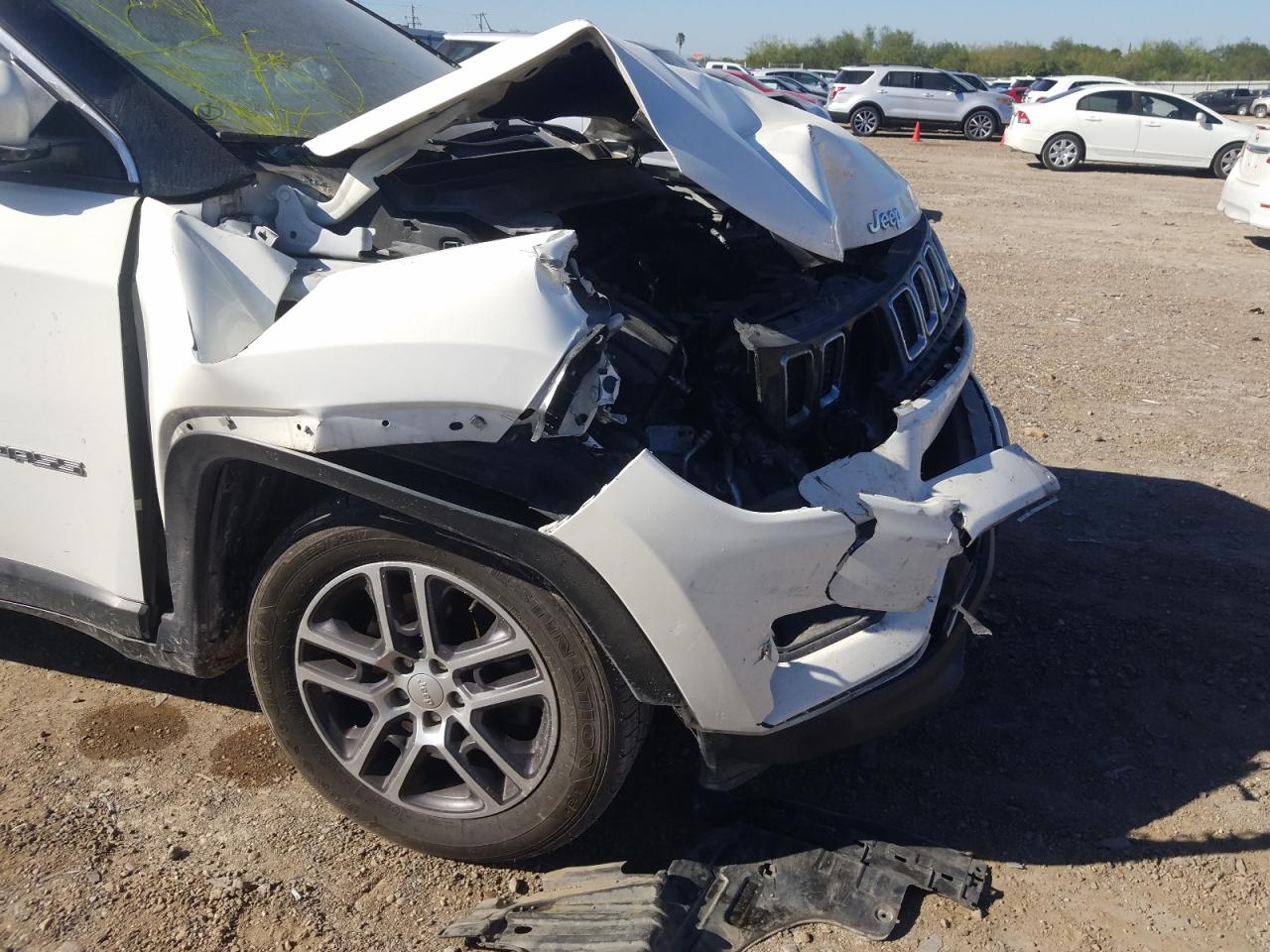 Photo 9 from auction – 2018 JEEP COMPASS LA with VIN 3C4NJCBB8JT471403