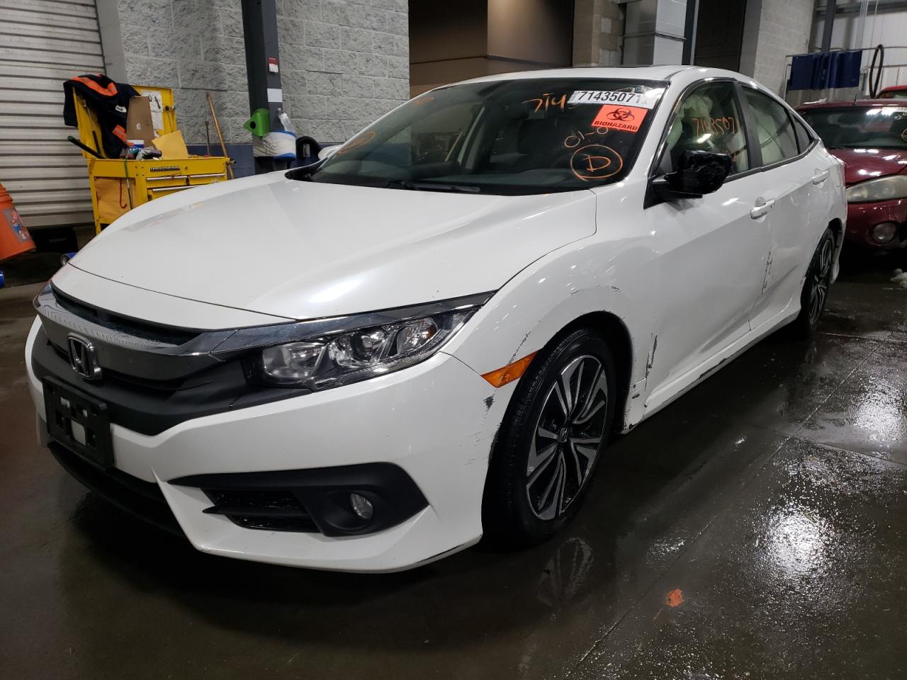 Photo 2 from auction – 2018 HONDA CIVIC EX with VIN JHMFC1F35JX027890