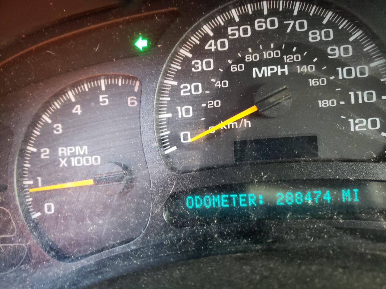 Photo 8 from auction – 2005 CHEVROLET SILVERADO with VIN 2GCEC13TX51362308