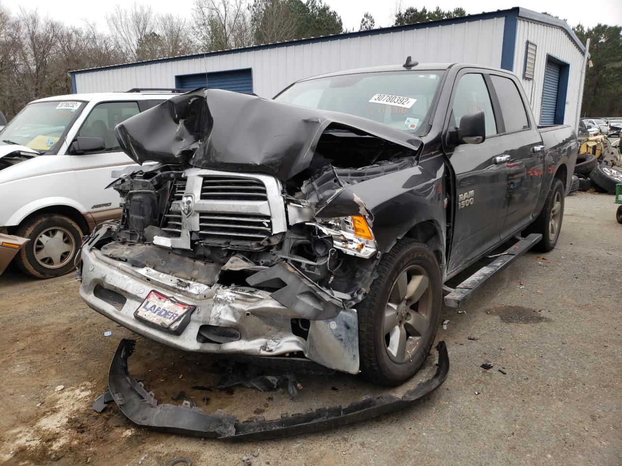 Photo 2 from auction – 2018 RAM 1500 SLT with VIN 3C6RR6LT4JG210000