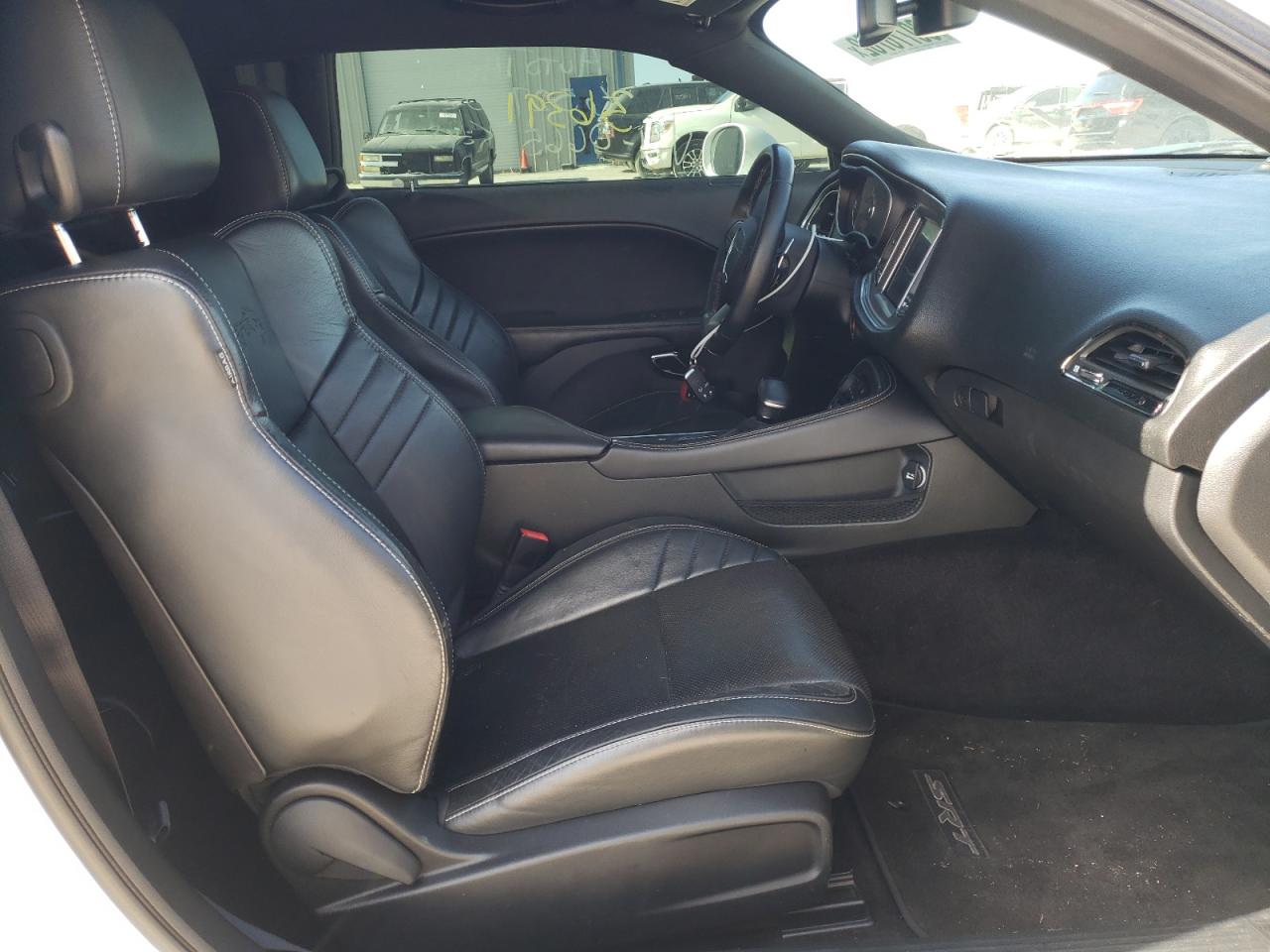 Photo 5 from auction – 2017 DODGE CHALLENGER with VIN 2C3CDZC93HH500665