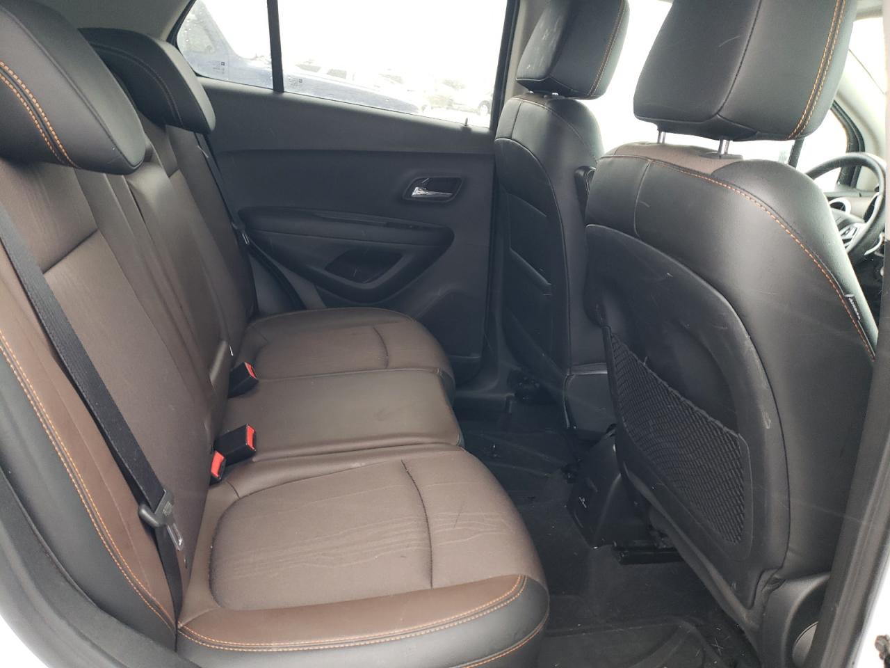 Photo 6 from auction – 2016 CHEVROLET TRAX 1LT with VIN 3GNCJPSB7GL265780