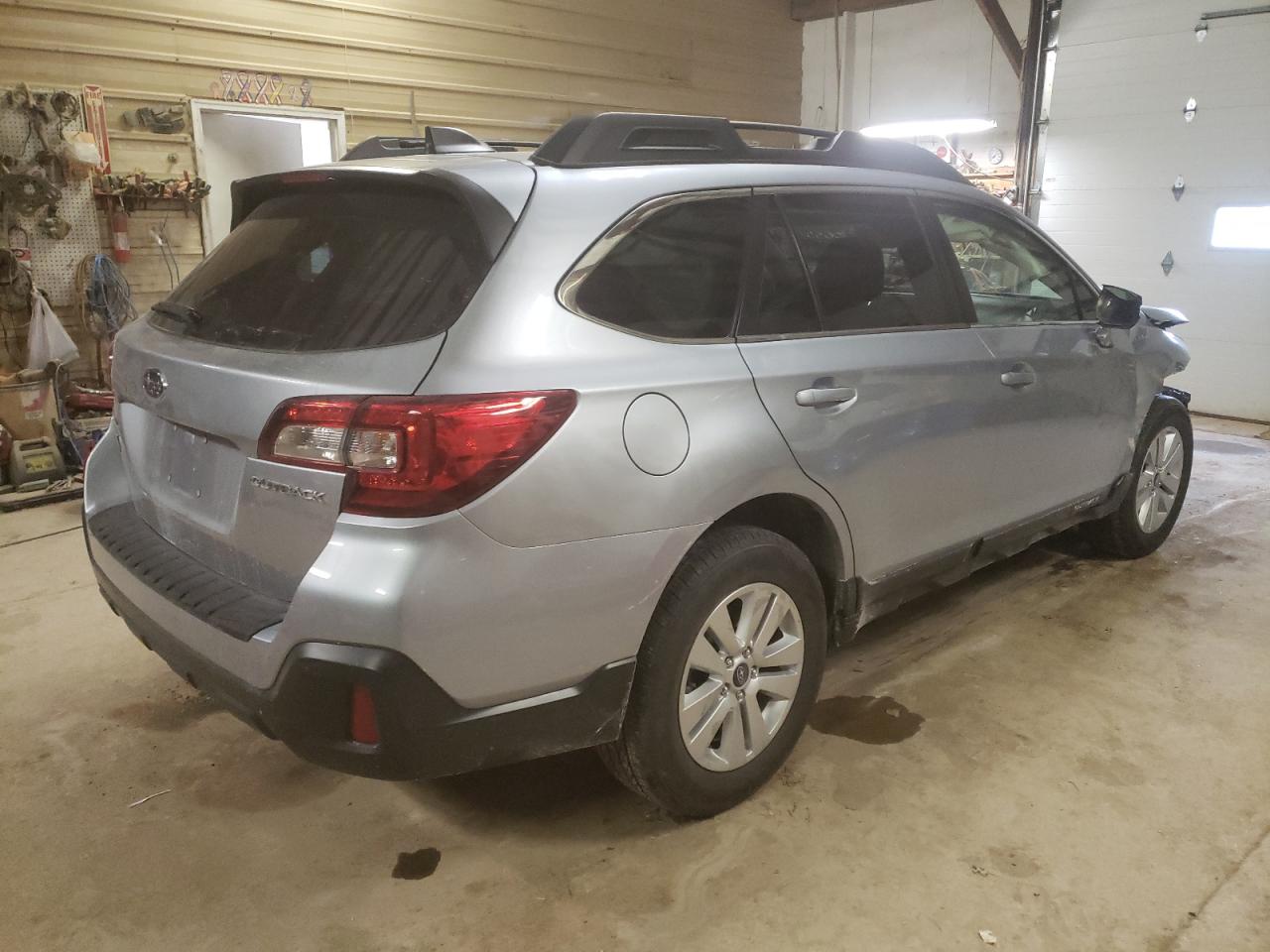 Photo 4 from auction – 2019 SUBARU OUTBACK 2. with VIN 4S4BSAFCXK3278590