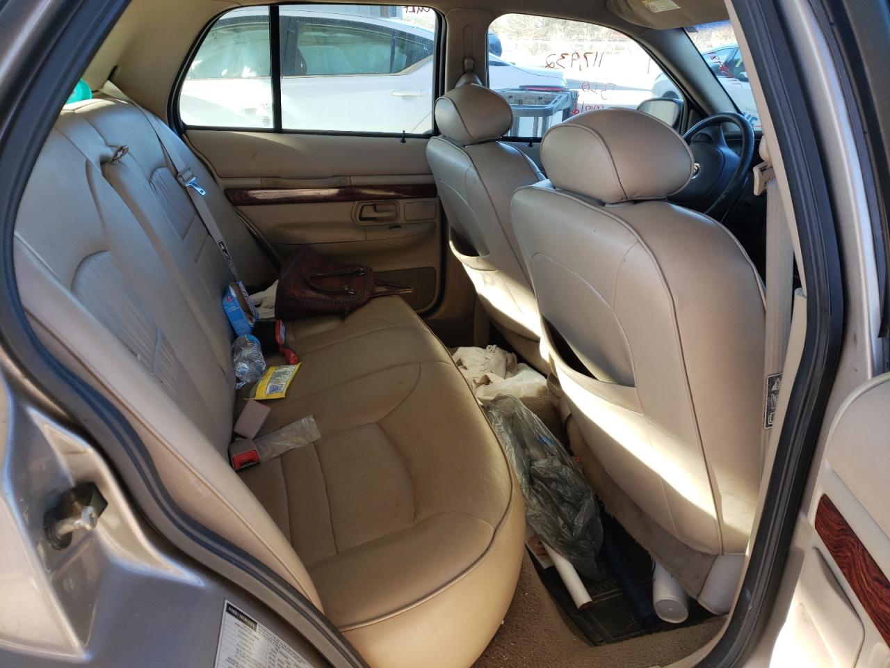 Photo 6 from auction – 2001 MERCURY GRAND MARQ with VIN 2MEFM75W71X603744