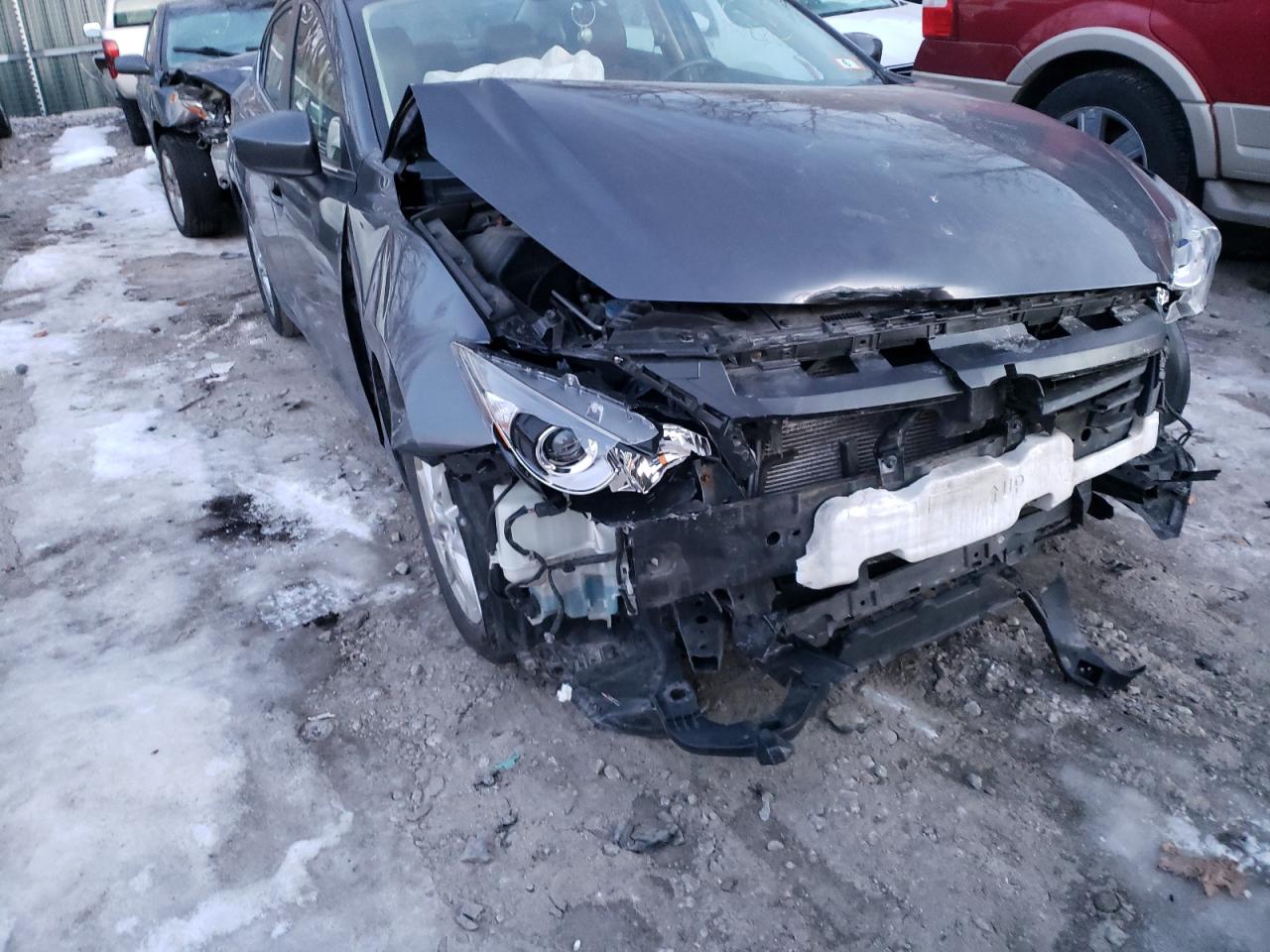 Photo 9 from auction – 2014 MAZDA 3 TOURING with VIN JM1BM1V7XE1122763