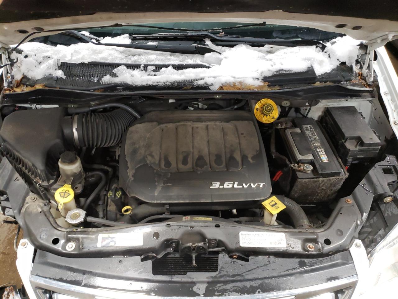 Photo 7 from auction – 2014 CHRYSLER TOWN & COU with VIN 2C4RC1BG8ER436641