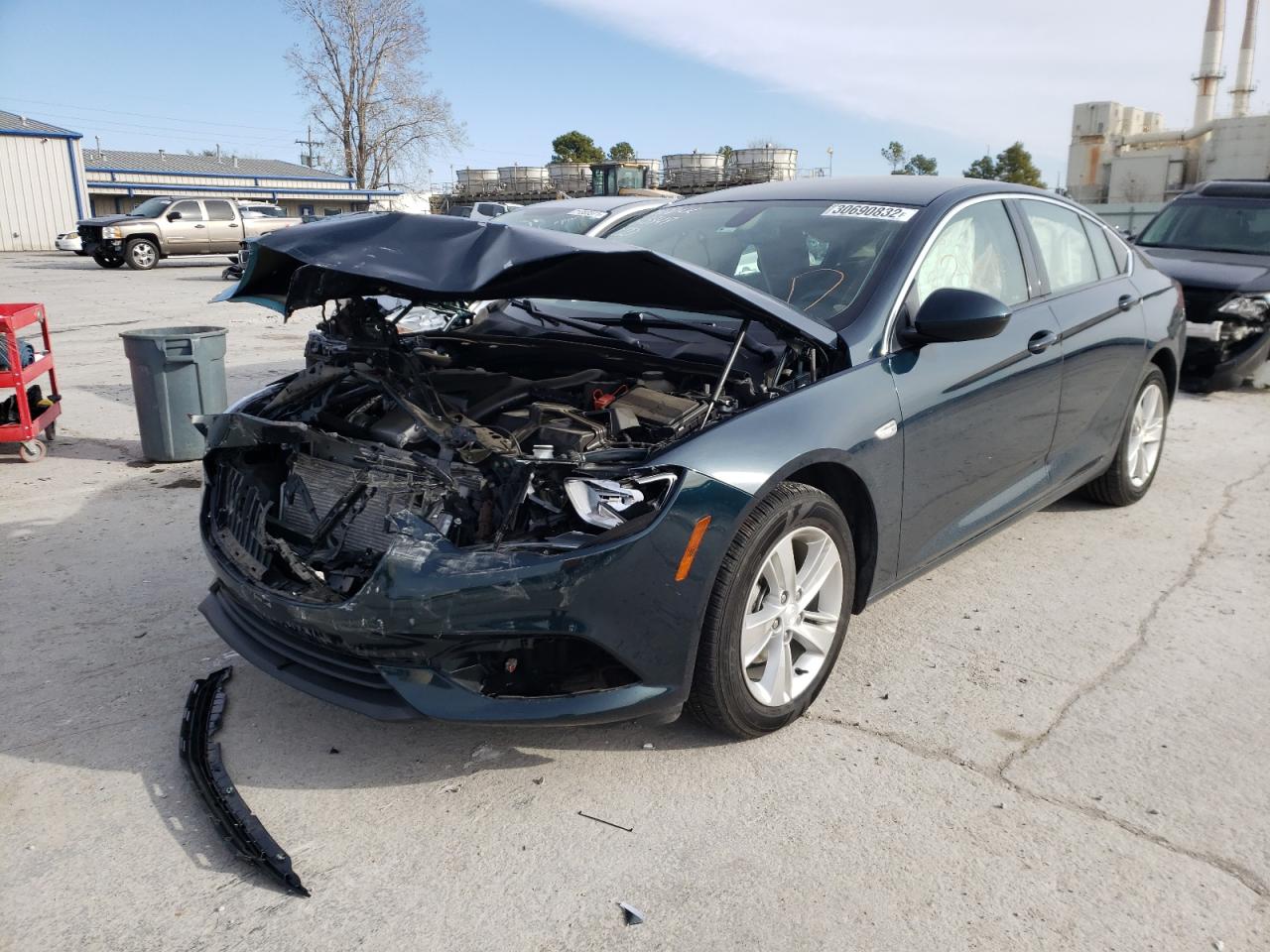 Photo 2 from auction – 2018 BUICK REGAL PREF with VIN W04GL6SX8J1092869