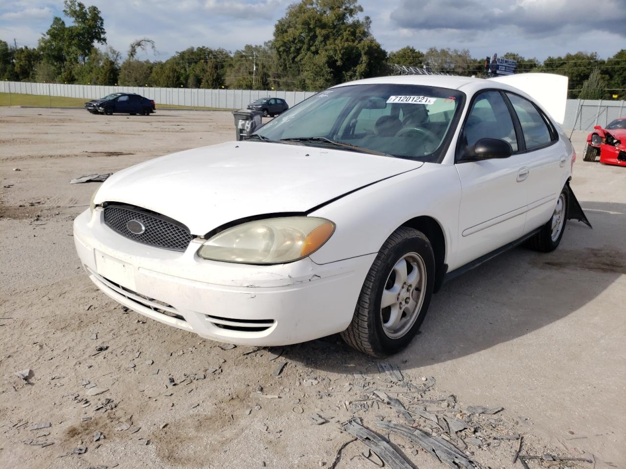 Foto 2 de la subasta – 2006 FORD TAURUS SE con VIN 1FAFP53U36A115122