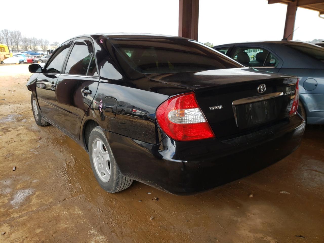 Photo 3 from auction – 2002 TOYOTA CAMRY LE with VIN 4T1BE32K52U101648