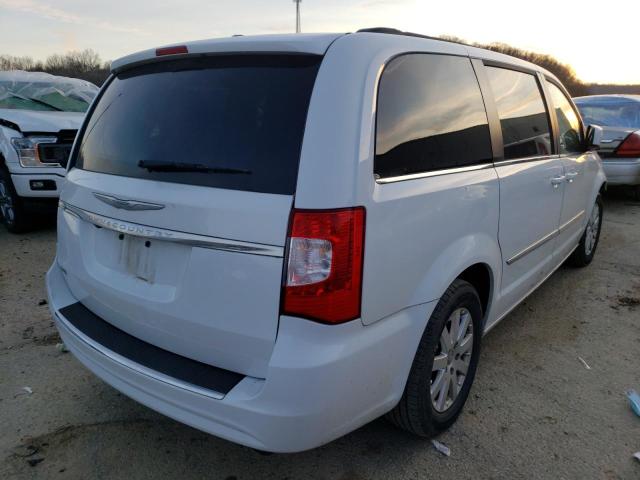 Photo 4 from auction – 2016 CHRYSLER TOWN & COU with VIN 2C4RC1BGXGR289080