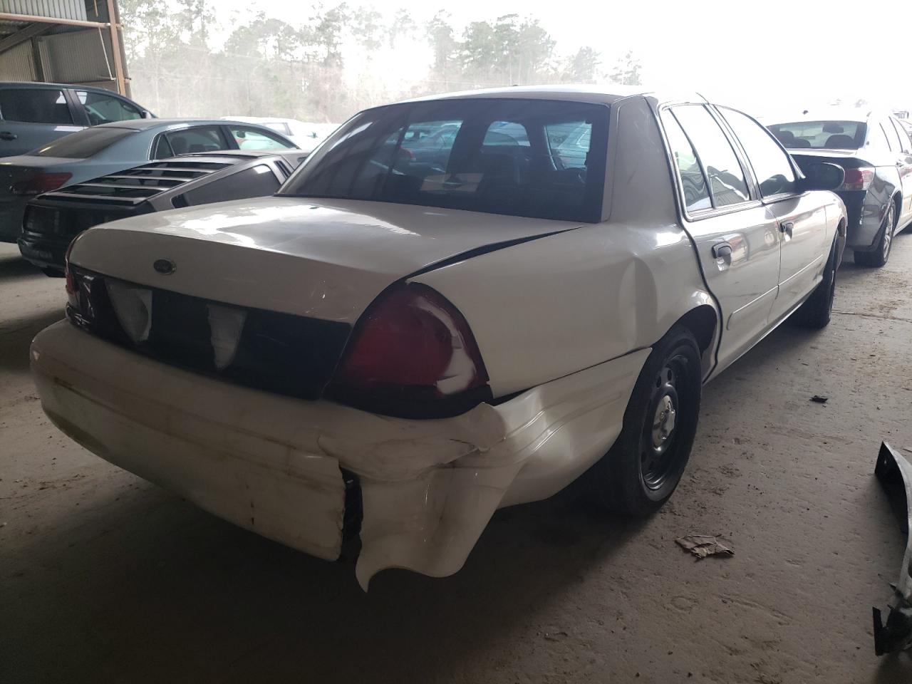 Photo 4 from auction – 2007 FORD CROWN VICT with VIN 2FAFP71WX7X116423