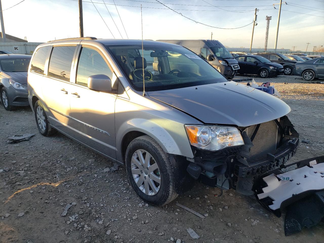 Photo 1 from auction – 2013 CHRYSLER TOWN & COU with VIN 2C4RC1BG8DR735061