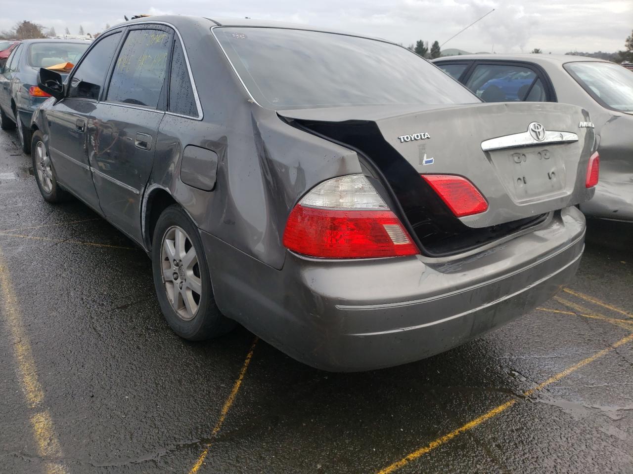 Photo 3 from auction – 2004 TOYOTA AVALON XL with VIN 4T1BF28B14U368030
